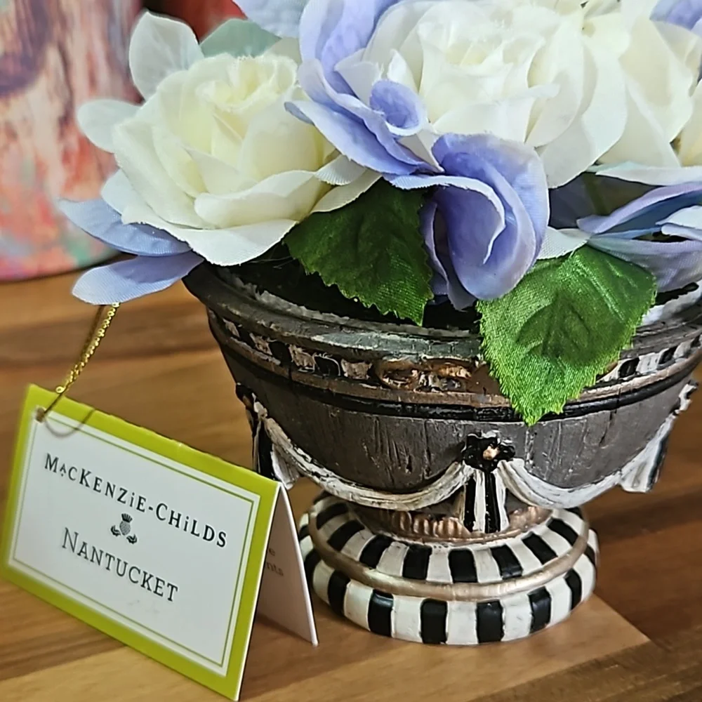MKC Mini Floral Arrangement, NWT!